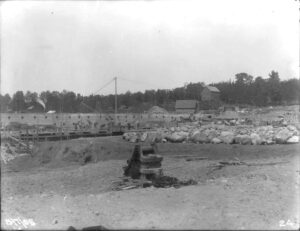 Construction of the East Millinocket Paper Mill