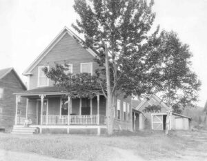 Holmes Cottage in Sheridan