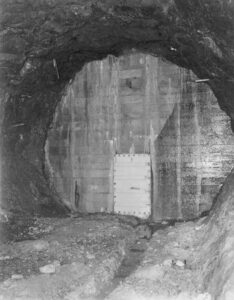 McKay Station Tunnel Bulkhead for Unit 2