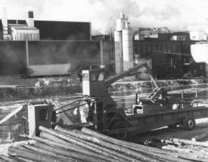 Unloading Long Logs in the Millinocket Mill